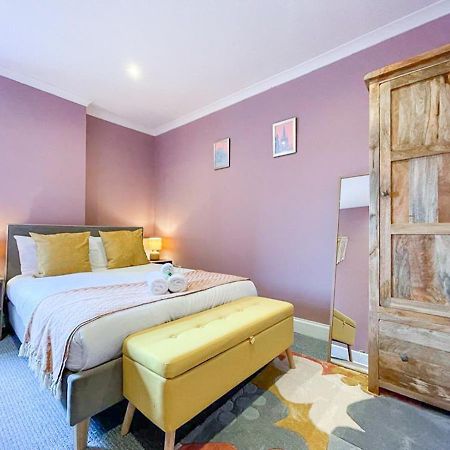 شقة Lively & Energetic 2Br On The Royal Mile إدنبرة المظهر الخارجي الصورة