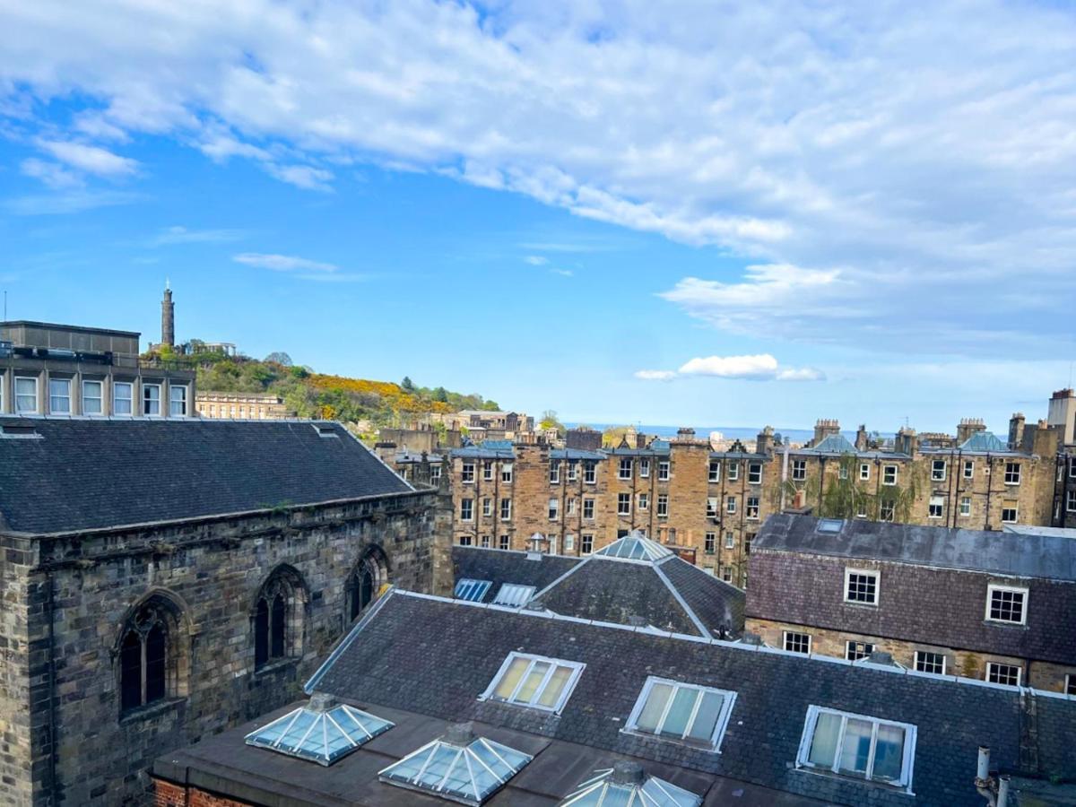 شقة Lively & Energetic 2Br On The Royal Mile إدنبرة المظهر الخارجي الصورة